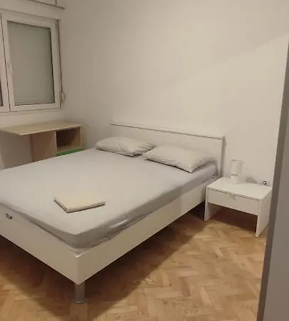 Predivan Dvosoban Stan * Split